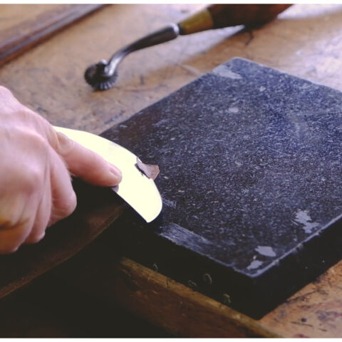 Fabrication-d’une-selle-sur-mesure