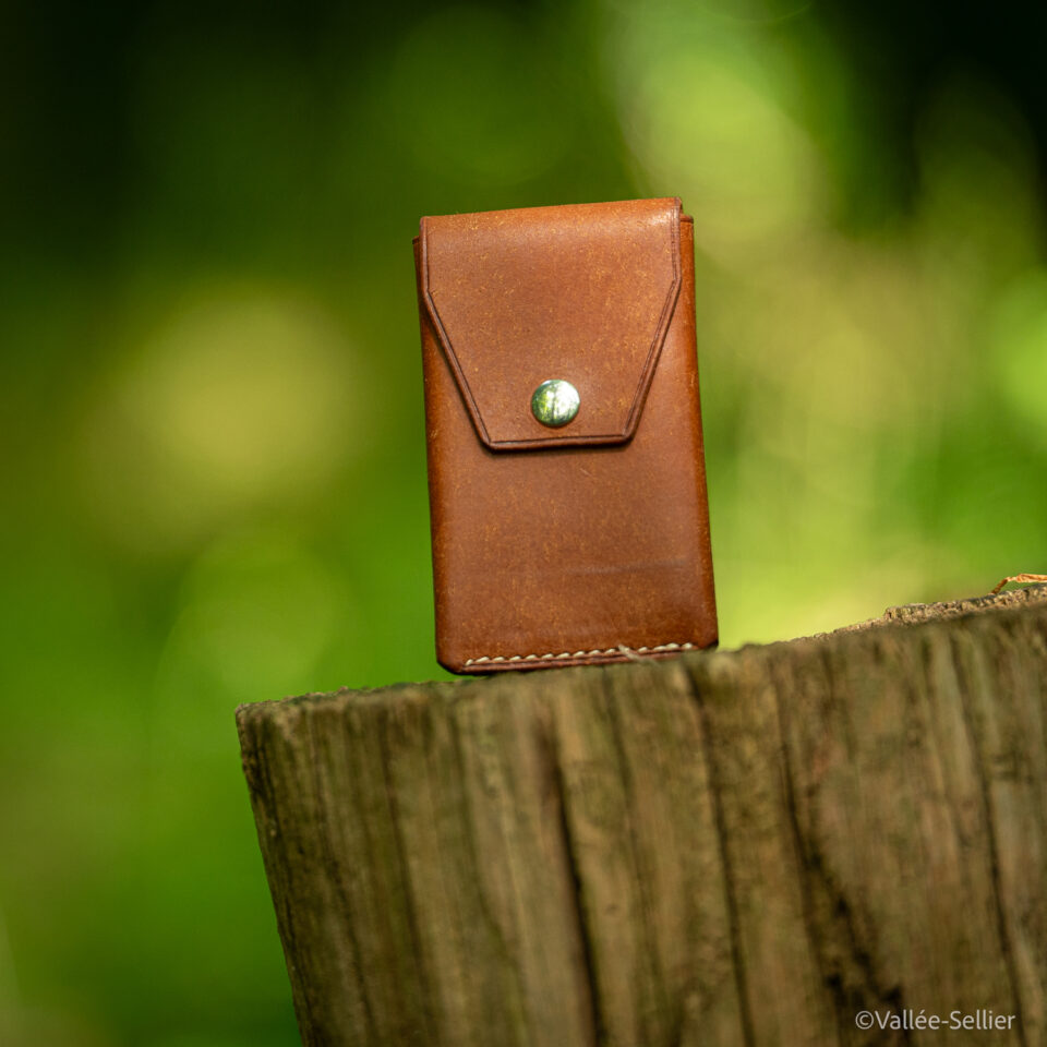 Porte carte Cuir cousu main Le Baroudeur
